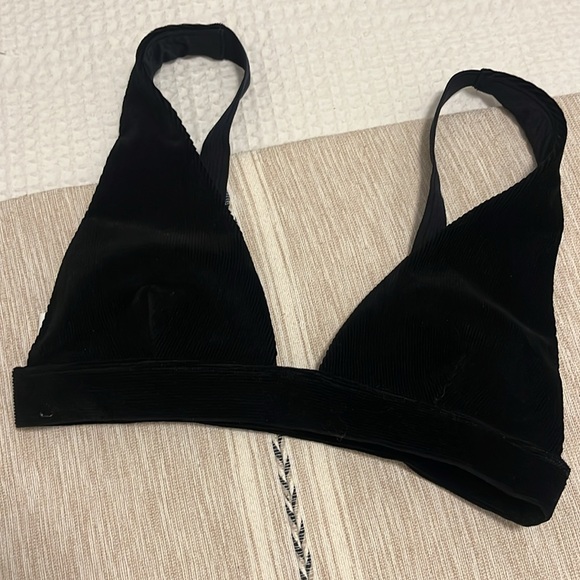 Alo Yoga Micro Corduroy Dreamer Bra, small - Picture 6 of 11